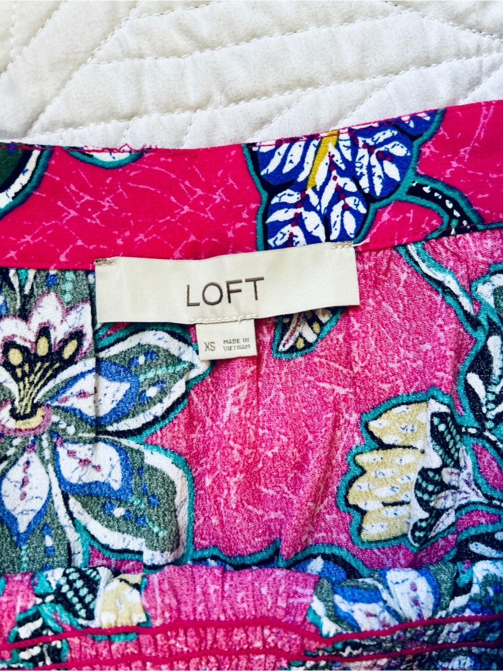 LOFT Pink Floral Hibiscus Square-Neck Puff Sleeve Top - Picture 2 of 3